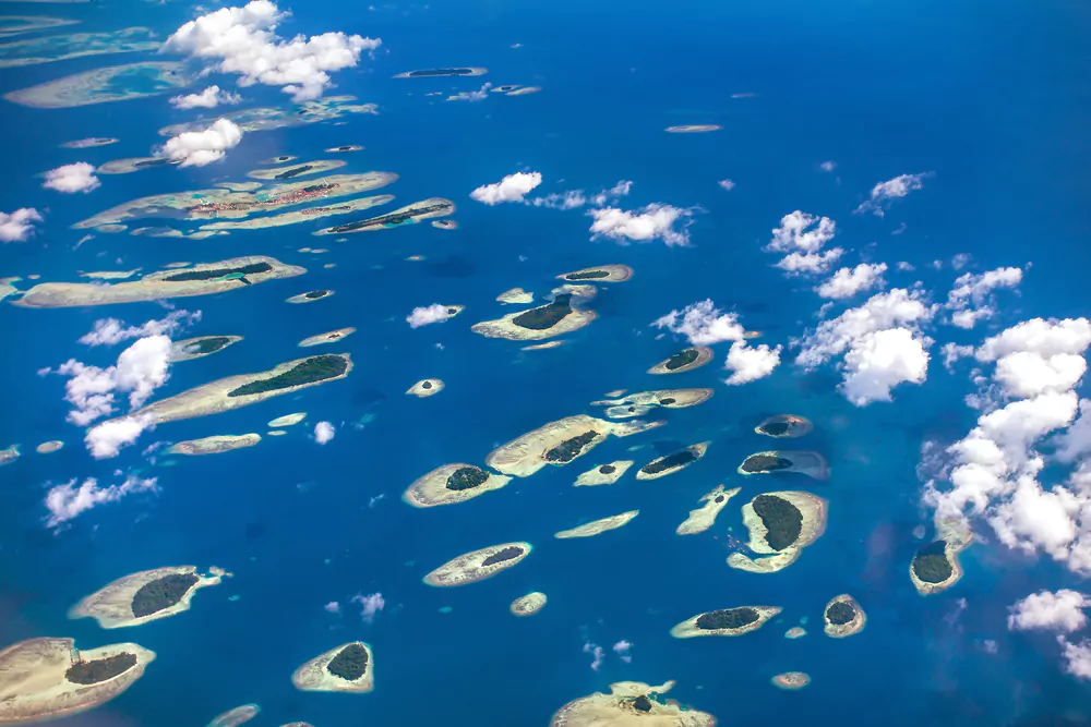 Nearly 1,000 disappearing islands in the Indian Ocean’s Maldives are growing in size, surprising experts.