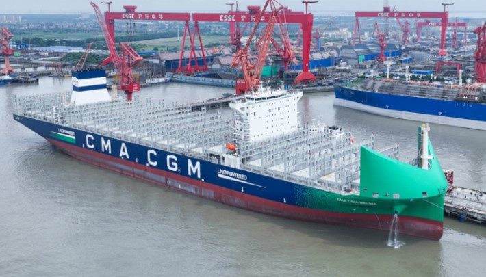 LNG-powered dual-fuel containership, has lost 99 containers in Indian Ocean